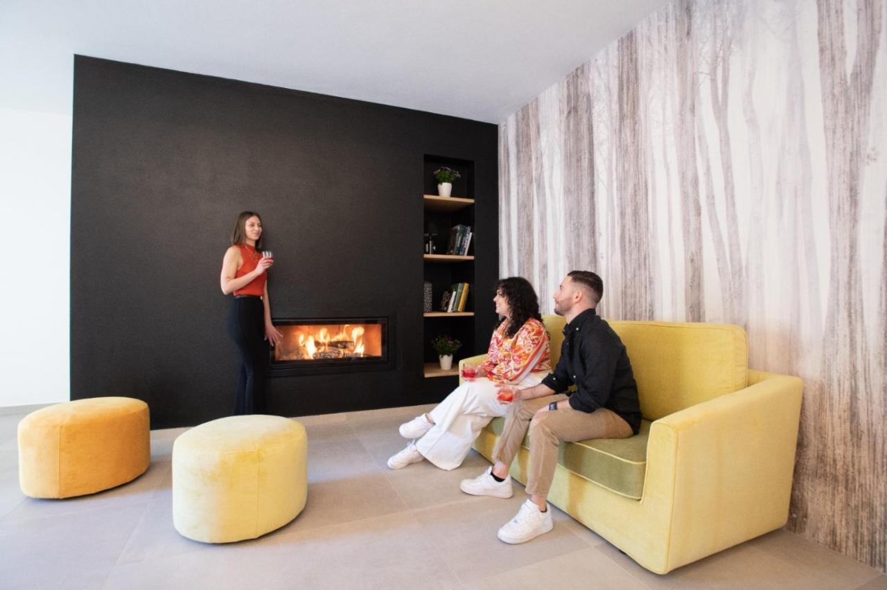 Tarsis Guest House Baunei Bagian luar foto